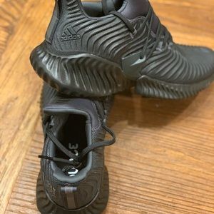 Adidas Alphabounce Instinct M. BRAND NEW